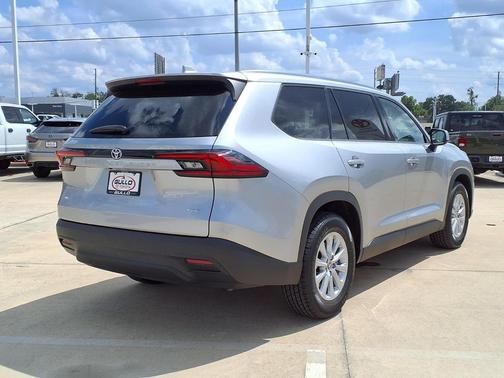 Celestial Silver Metallic 2025 Toyota Grand Highlander XLE