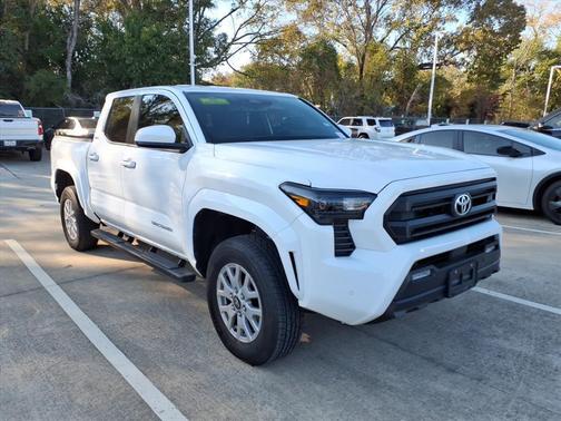 2025 Toyota Tacoma SR5