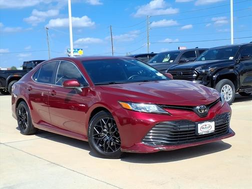 2018 Toyota Camry LE