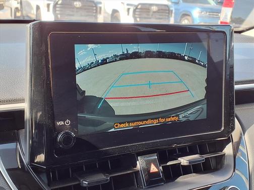 2025 Toyota Corolla Cross LE