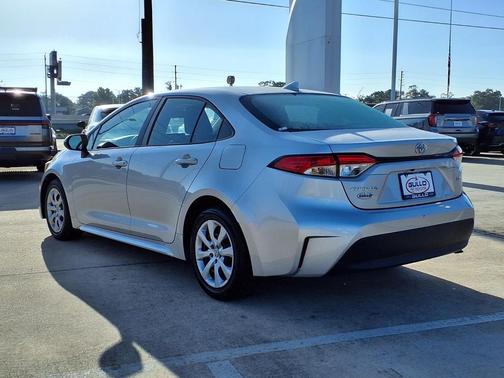 Classic Silver Metallic 2024 Toyota Corolla LE