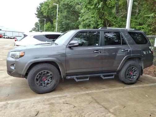 Magnetic Gray Metallic 2023 Toyota 4Runner SR5 Premium