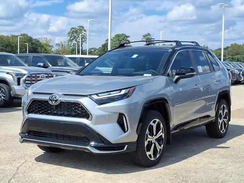 2025 Toyota RAV4 Hybrid SE