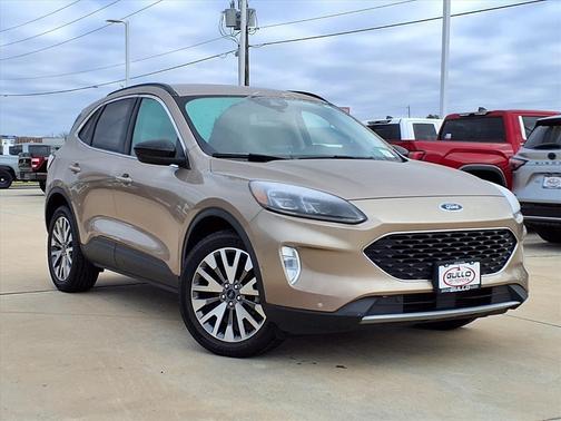 2021 Ford Escape Titanium