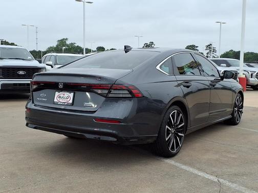 2023 Honda Accord Hybrid Touring