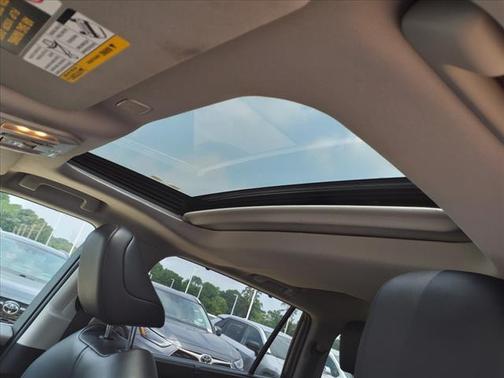 Magnetic Gray Metallic 2023 Toyota Highlander XLE