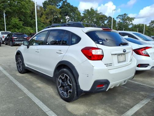 Crystal White Pearl 2015 Subaru XV Crosstrek 2.0i Premium