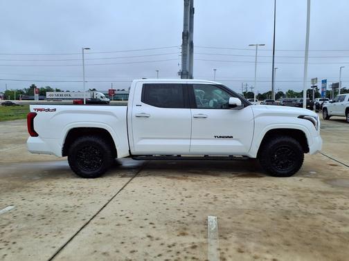 Ice Cap 2023 Toyota Tundra SR5