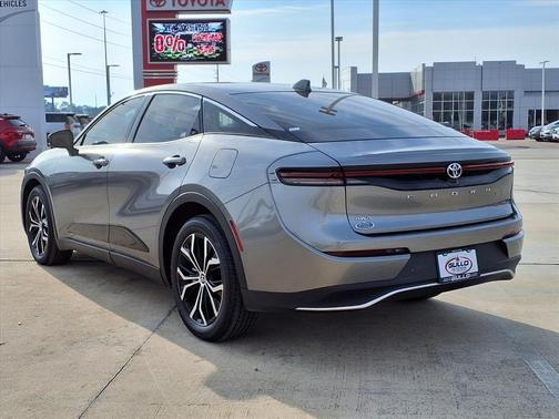 2023 Toyota Crown XLE