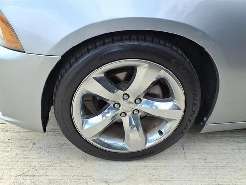 2013 Dodge Charger SE