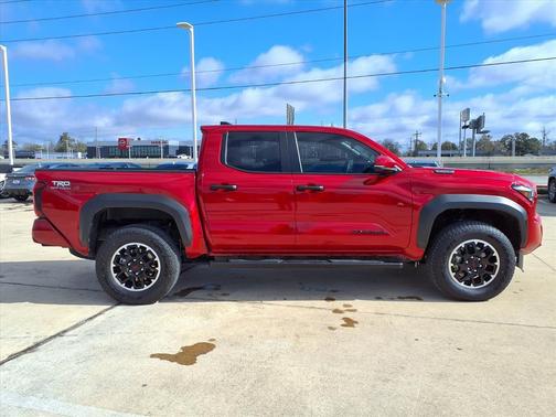 2025 Toyota Tacoma Hybrid TRD Off Road