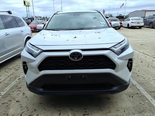 2023 Toyota RAV4 XLE Premium