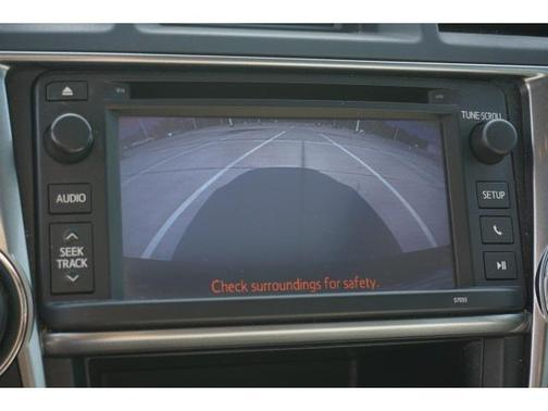 Magnetic Gray Metallic 2013 Toyota Highlander SE