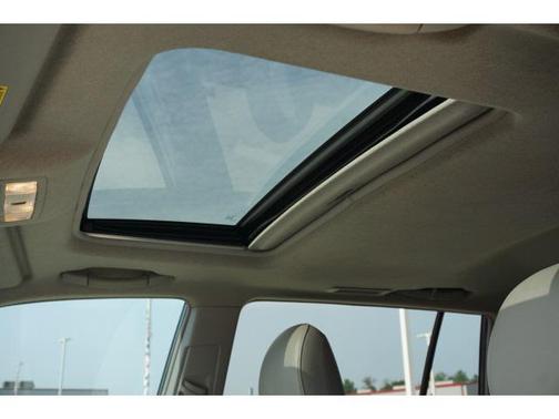 Magnetic Gray Metallic 2013 Toyota Highlander SE
