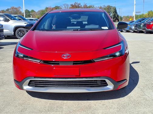 2026 Toyota Prius Plug-In Hybrid SE