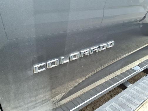 Satin Steel Metallic 2021 Chevrolet Colorado WT