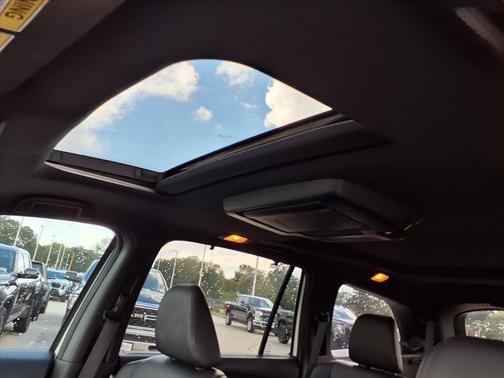 2022 Honda Pilot Black Edition