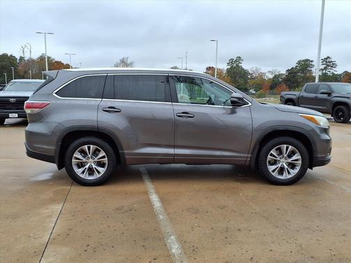 Predawn Gray Mica 2015 Toyota Highlander XLE