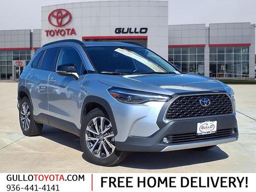 2025 Toyota Corolla Cross XLE