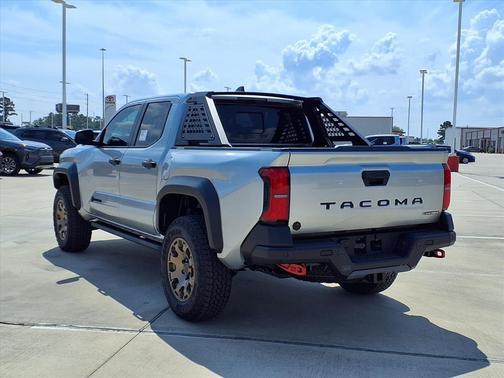 2025 Toyota Tacoma Hybrid Trailhunter