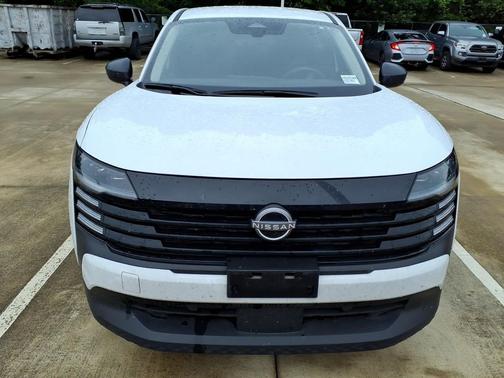 Fresh Powder 2025 Nissan Kicks S
