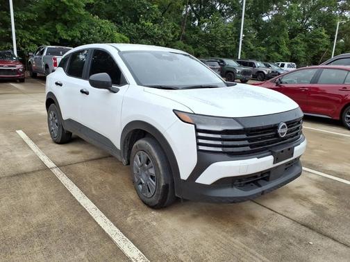 Fresh Powder 2025 Nissan Kicks S