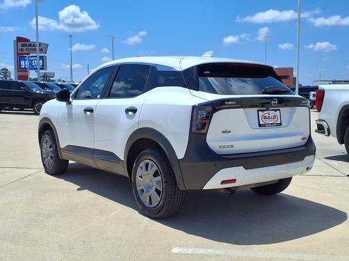 Fresh Powder 2025 Nissan Kicks S
