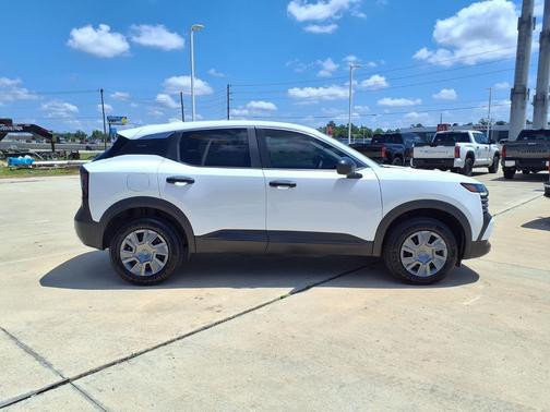 Fresh Powder 2025 Nissan Kicks S
