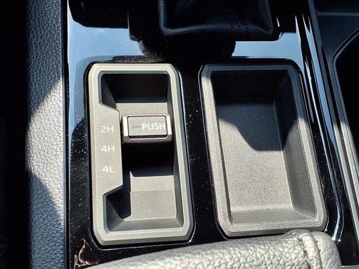 2025 Toyota Tundra SR