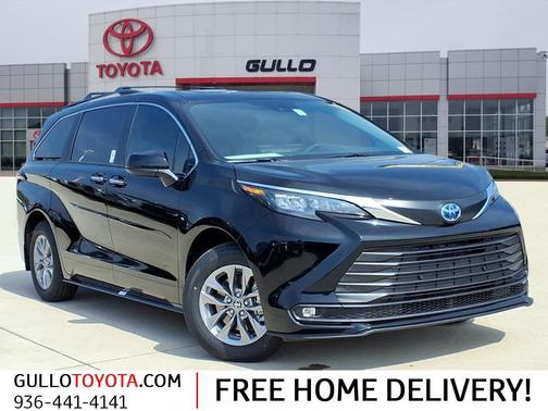 2025 Toyota Sienna XLE
