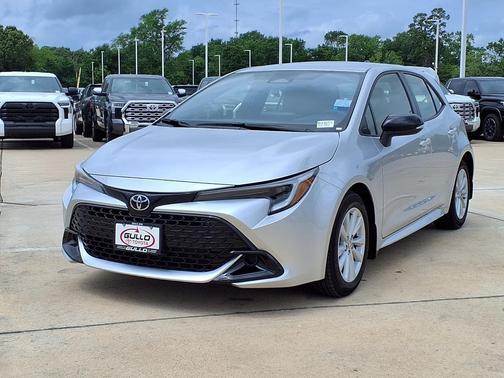 Classic Silver Metallic 2026 Toyota Corolla Hatchback SE