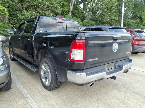 Diamond Black Crystal Pearlcoat 2021 RAM 1500 Big Horn/Lone Star