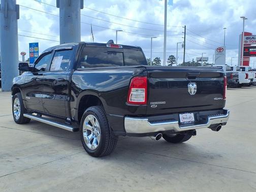 Diamond Black Crystal Pearlcoat 2021 RAM 1500 Big Horn/Lone Star