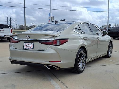 2024 Lexus ES 350 Ultra Luxury