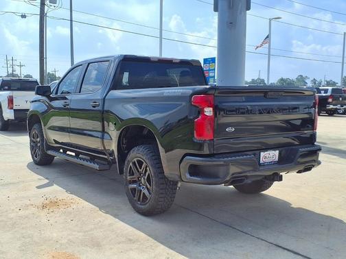 Black 2022 Chevrolet Silverado 1500 Custom Trail Boss