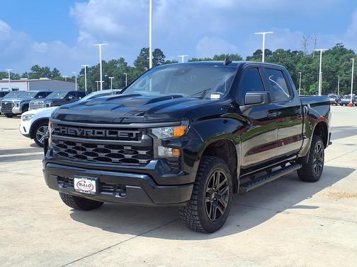 Black 2022 Chevrolet Silverado 1500 Custom Trail Boss