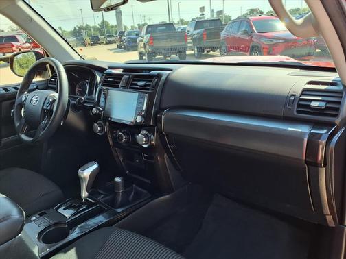 2024 Toyota 4Runner TRD Off Road