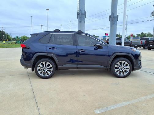 Blueprint 2023 Toyota RAV4 XLE Premium