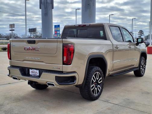 2023 GMC Sierra 1500 AT4