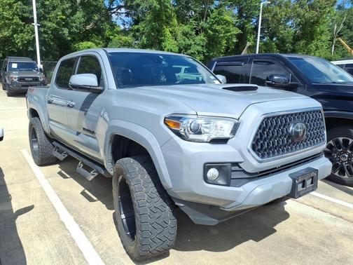 Cement 2018 Toyota Tacoma TRD Sport