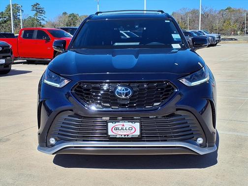 2025 Toyota Highlander XSE