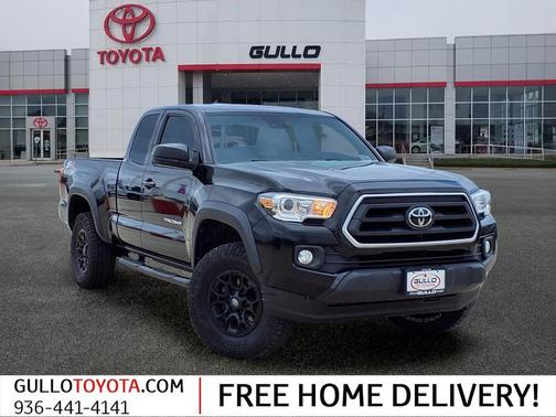 Black 2023 Toyota Tacoma SR5