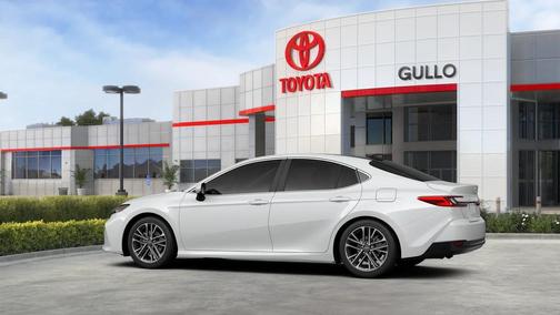 2025 Toyota Camry XLE