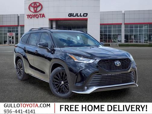 Black 2026 Toyota Highlander XSE