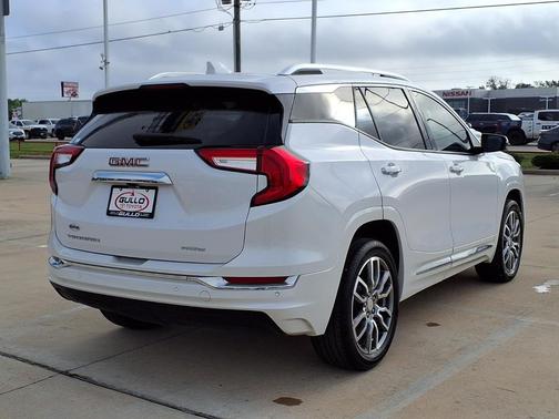 White Frost Tricoat 2024 GMC Terrain Denali
