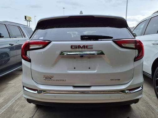 2024 GMC Terrain Denali