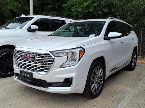 2024 GMC Terrain Denali