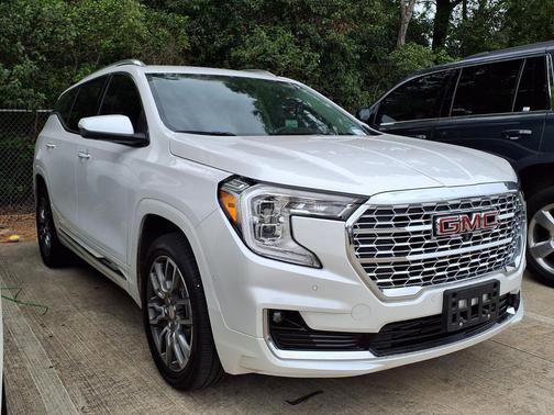 2024 GMC Terrain Denali