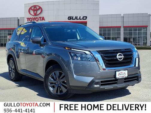 2024 Nissan Pathfinder SV