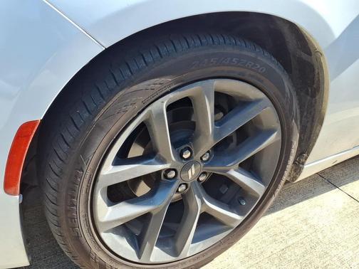White Knuckle Clearcoat 2020 Dodge Charger SXT